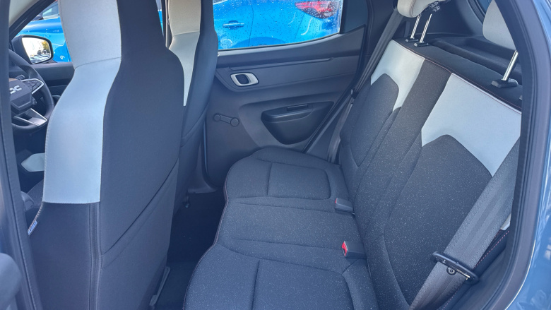 Dacia Spring 27kWh Expression 65 48kW 5dr Auto Electric Hatchback